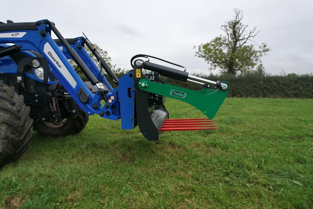 ProDig Bale Shear @ BMS (TAMS 3) - Image 2