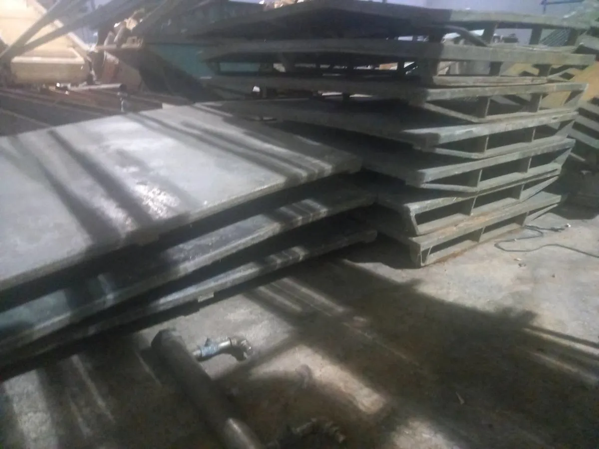 26 Heavy Duty fully Galvanised Steel pallets - Image 1