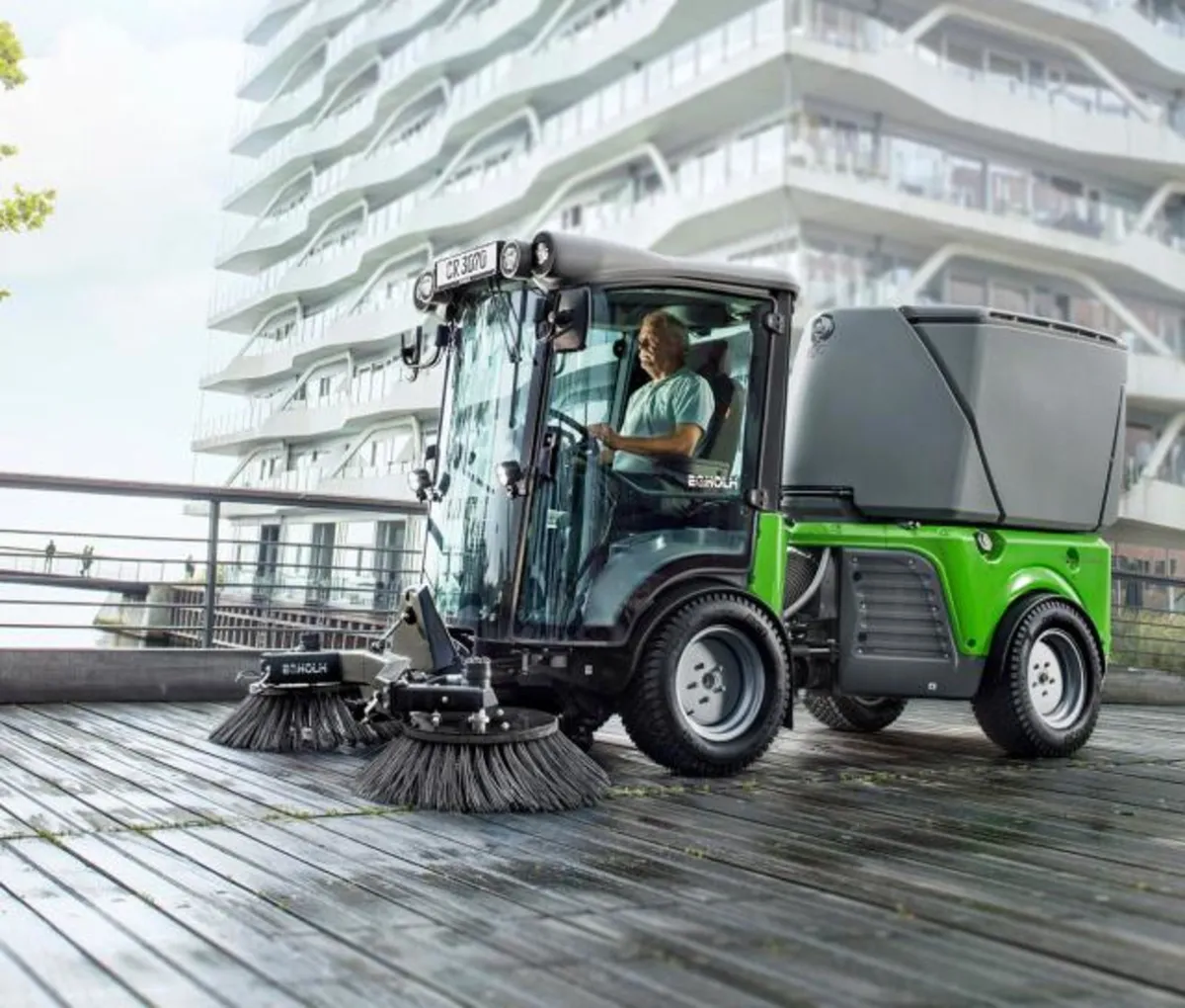 Egholm 3070 Road sweeper - Cleaningmachines.ie