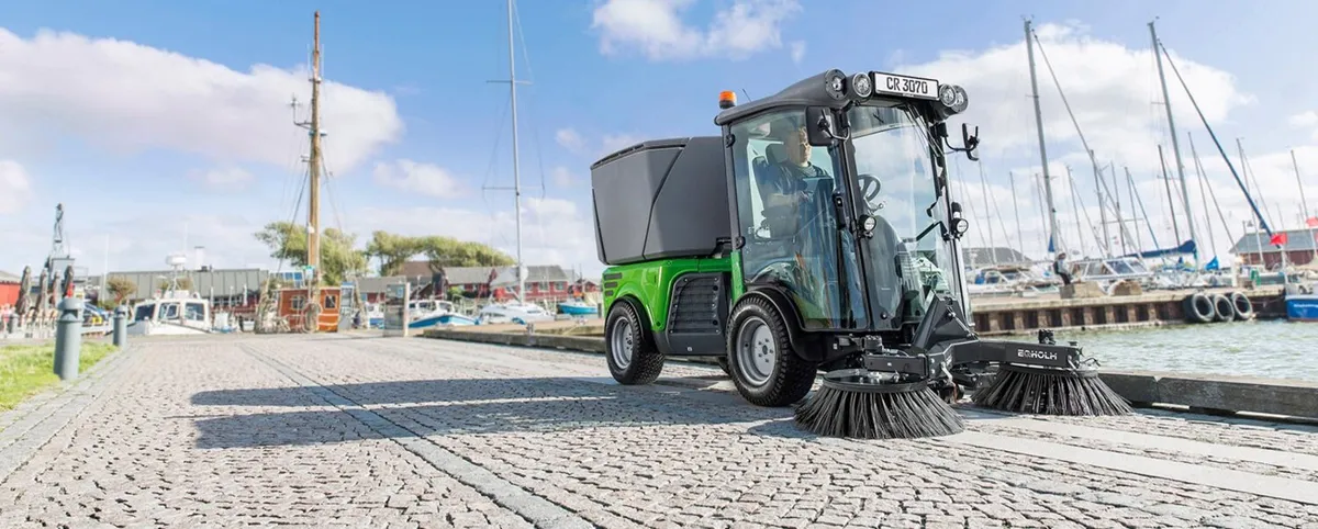 Egholm 3070 Road sweeper - Cleaningmachines.ie - Image 3