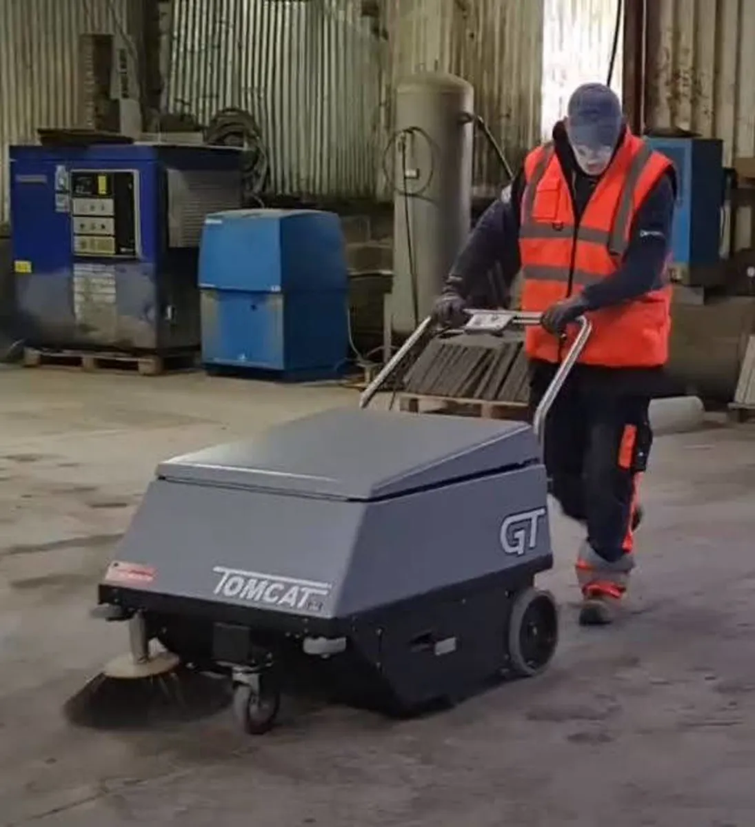 Tomcat GT Yard sweeper/warehouse/carpark