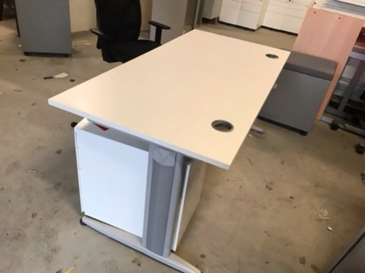 White office desk sale - Image 2