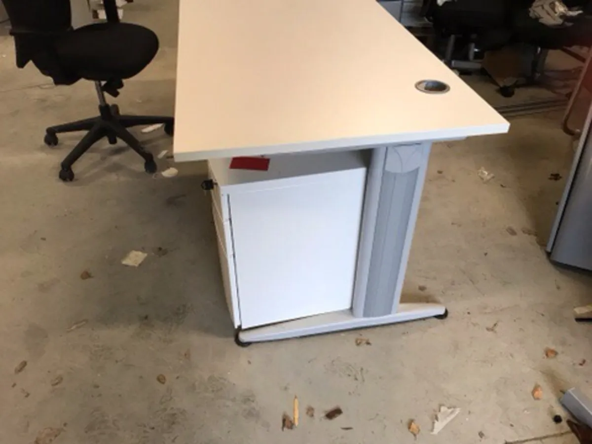 White office desk sale - Image 3