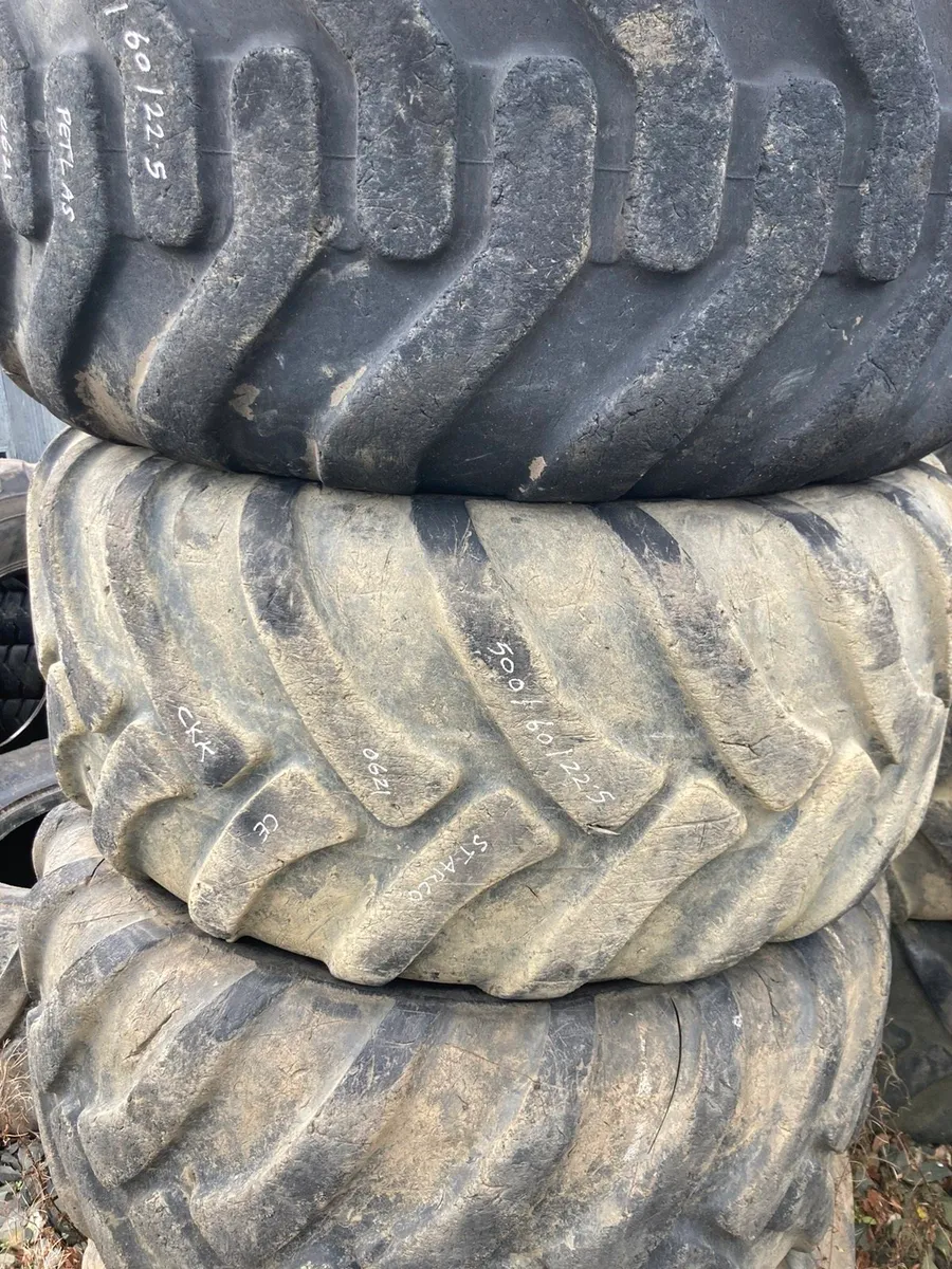 500/60 x 22.5 tyres - Image 3