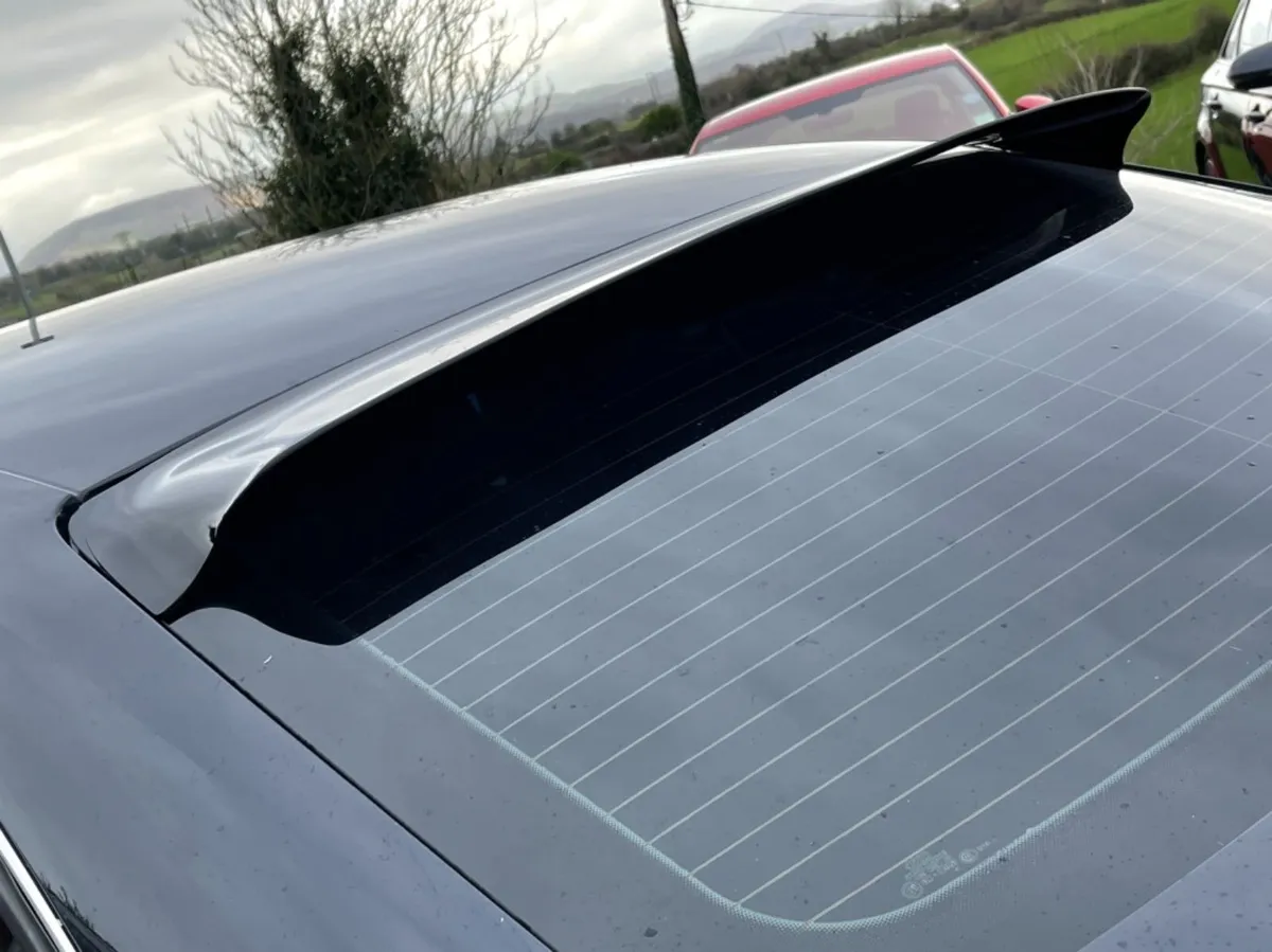 Duck tail roof spoilers A4