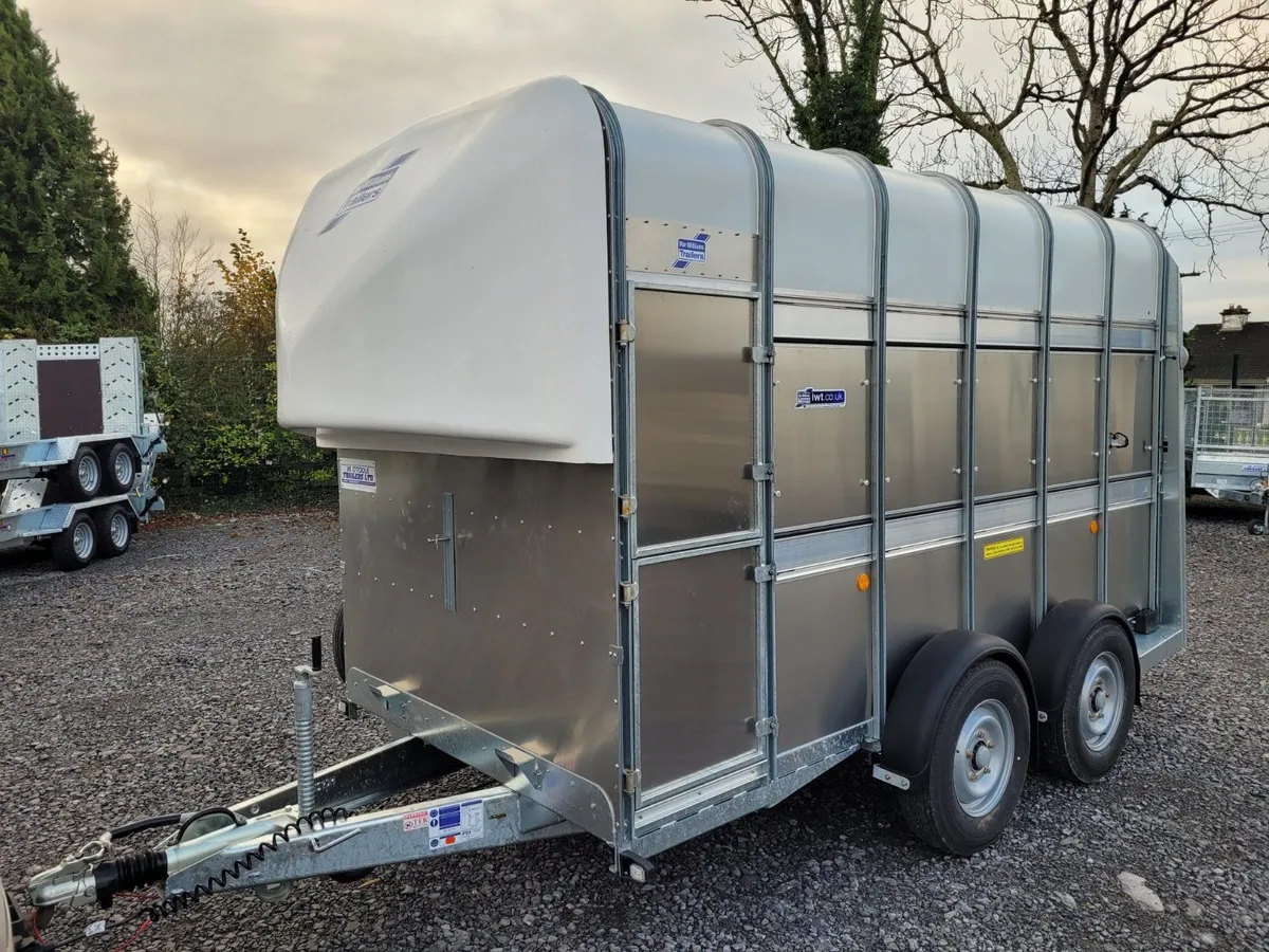 NEW IFOR WILLIAMS 12' x 5'10" HORSE CATTLE TRAILER - Image 2