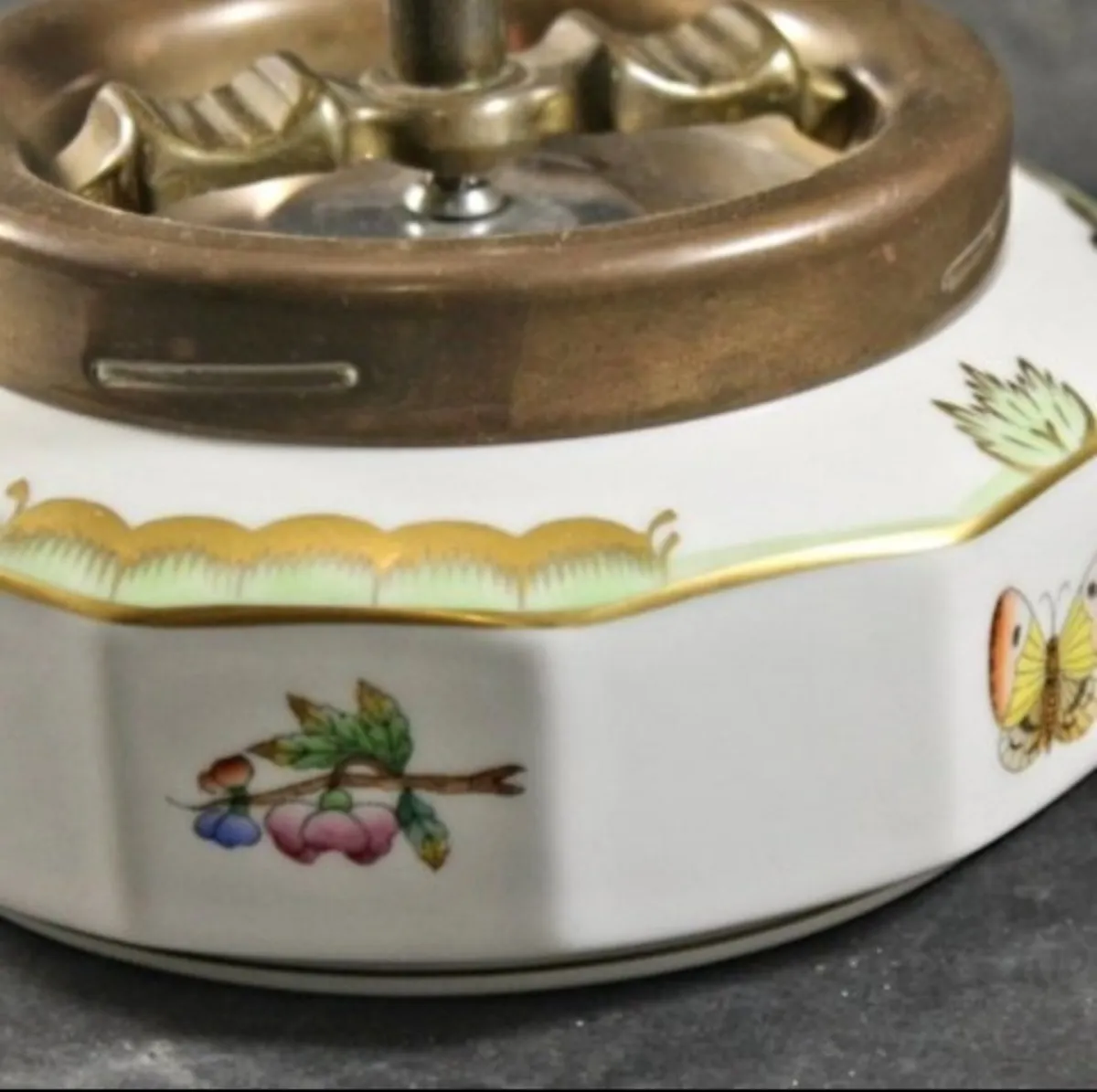 Very rare Herend ashtray with metal insert - Image 2