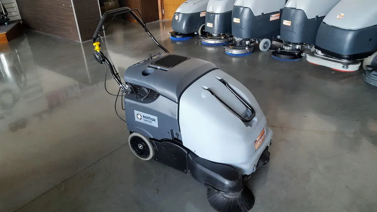 Nilfisk SW900 battery  sweeper  reconditioned - Image 1