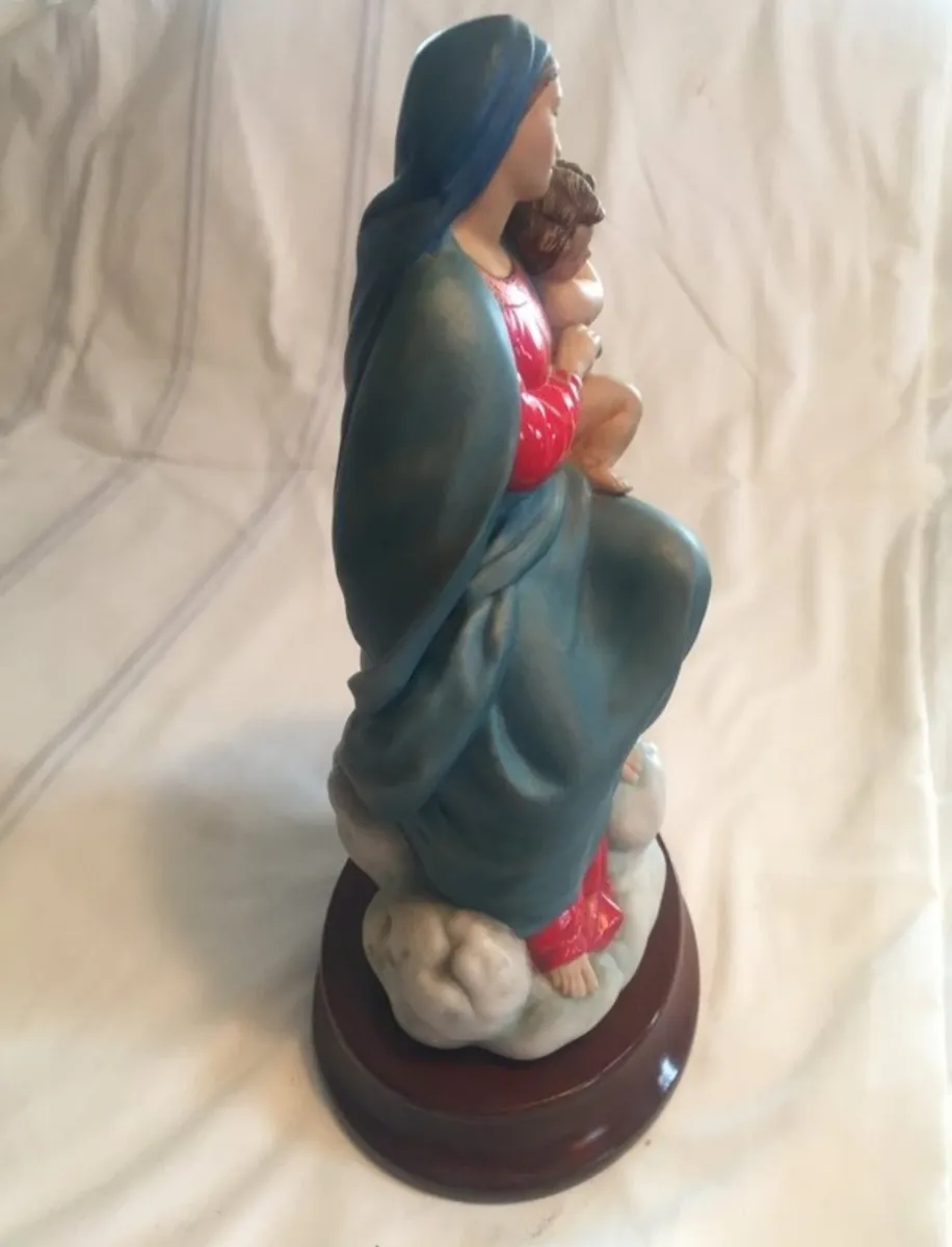 Franklin Mint Raphael's Madonna - Image 3