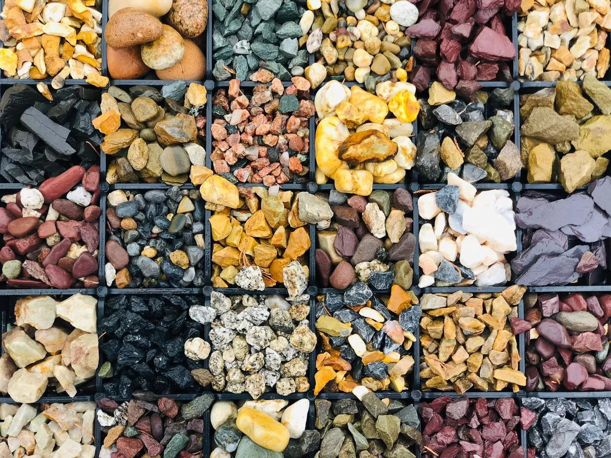 Memorial stone, grave pebbles - Image 2