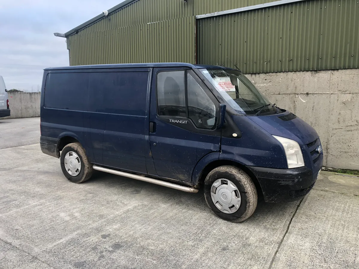 2009 Ford transit 2.4 rwd t330 for parts