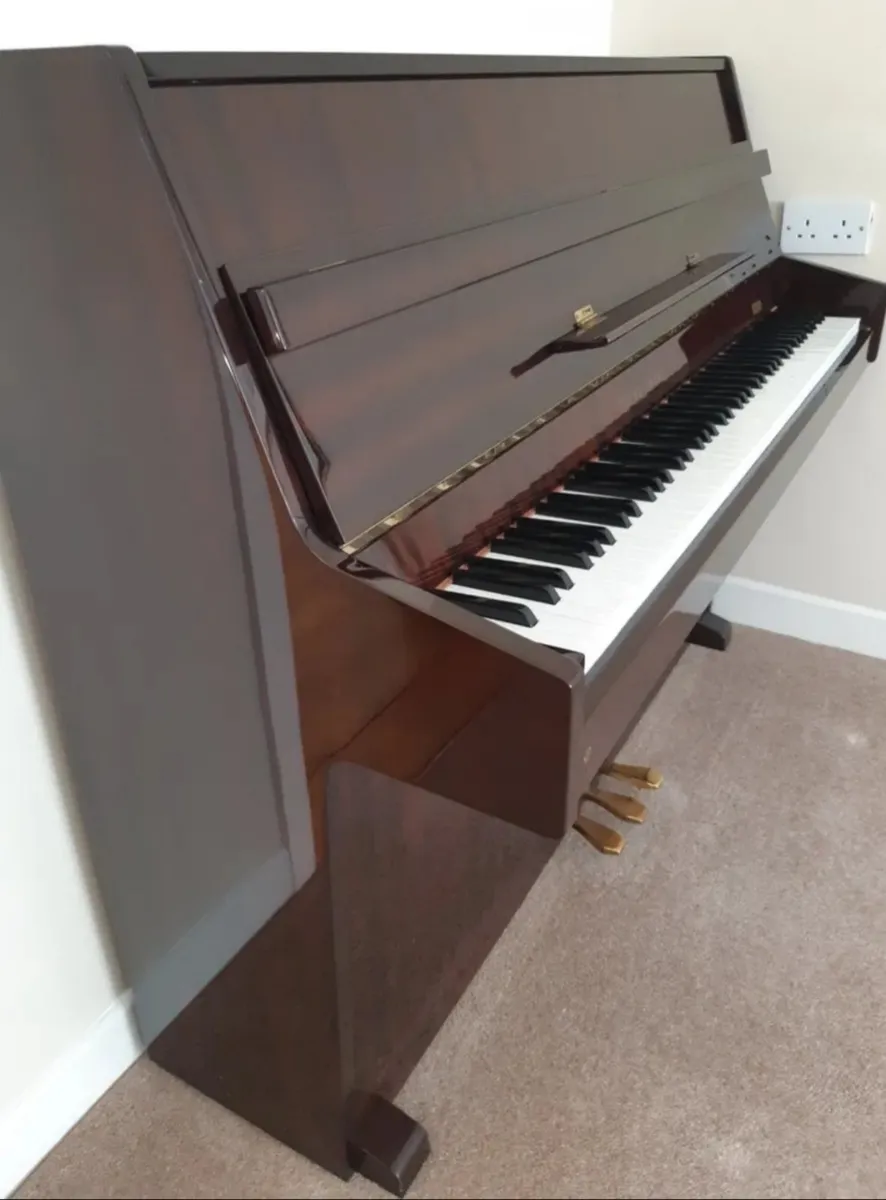 Young chang piano compact E101A - Image 2