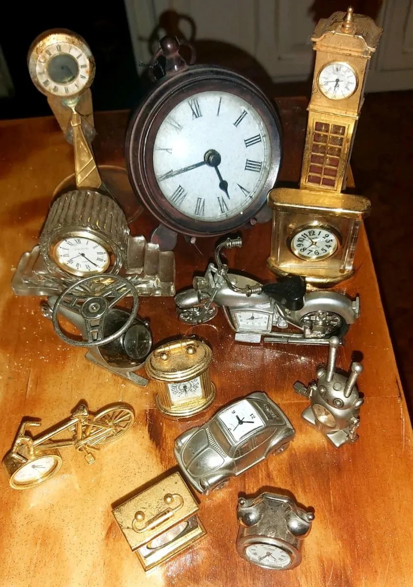 Miniature clocks collection +1