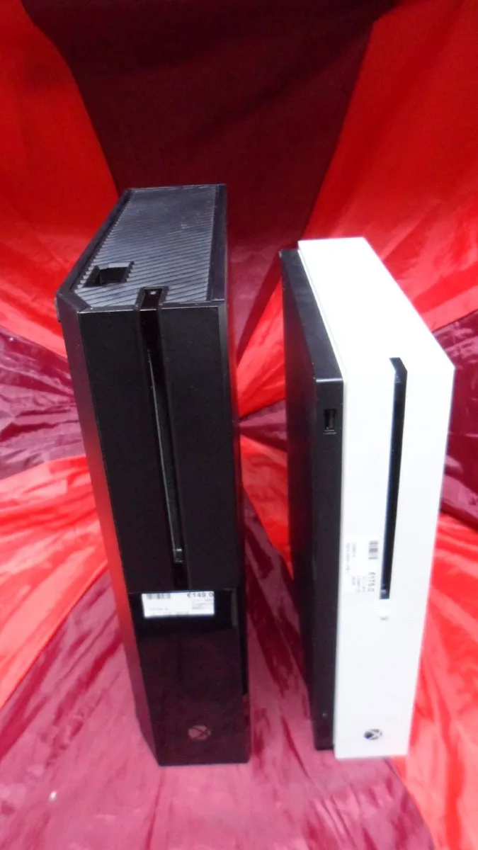 Xbox Ones - Image 1