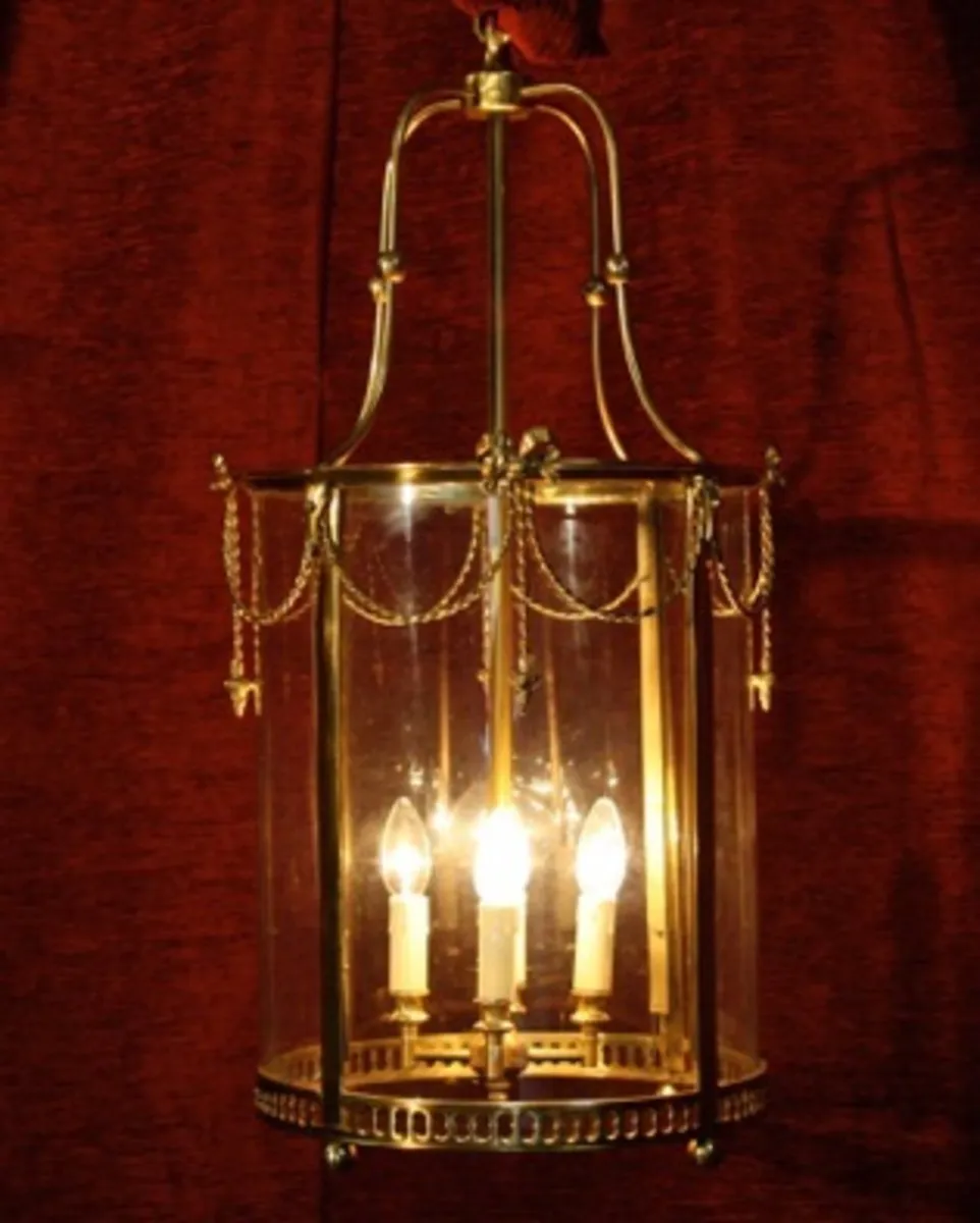 Large antique style Brass lantern - Image 2