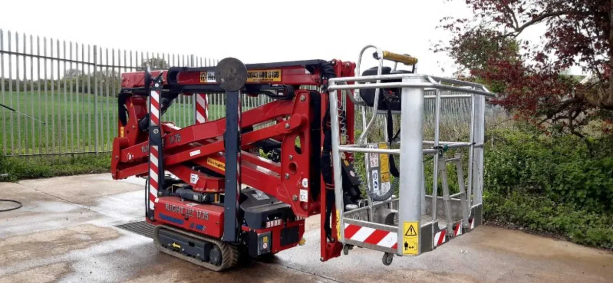 Hinowa 17m Tracked Spider Lift - Image 2