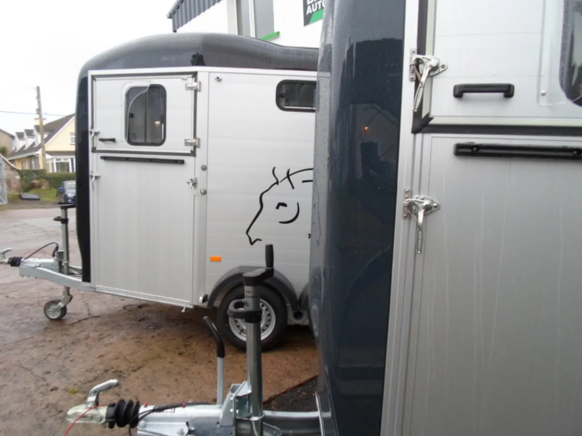 Cheval Liberté Horse Trailers Horse box - Image 3