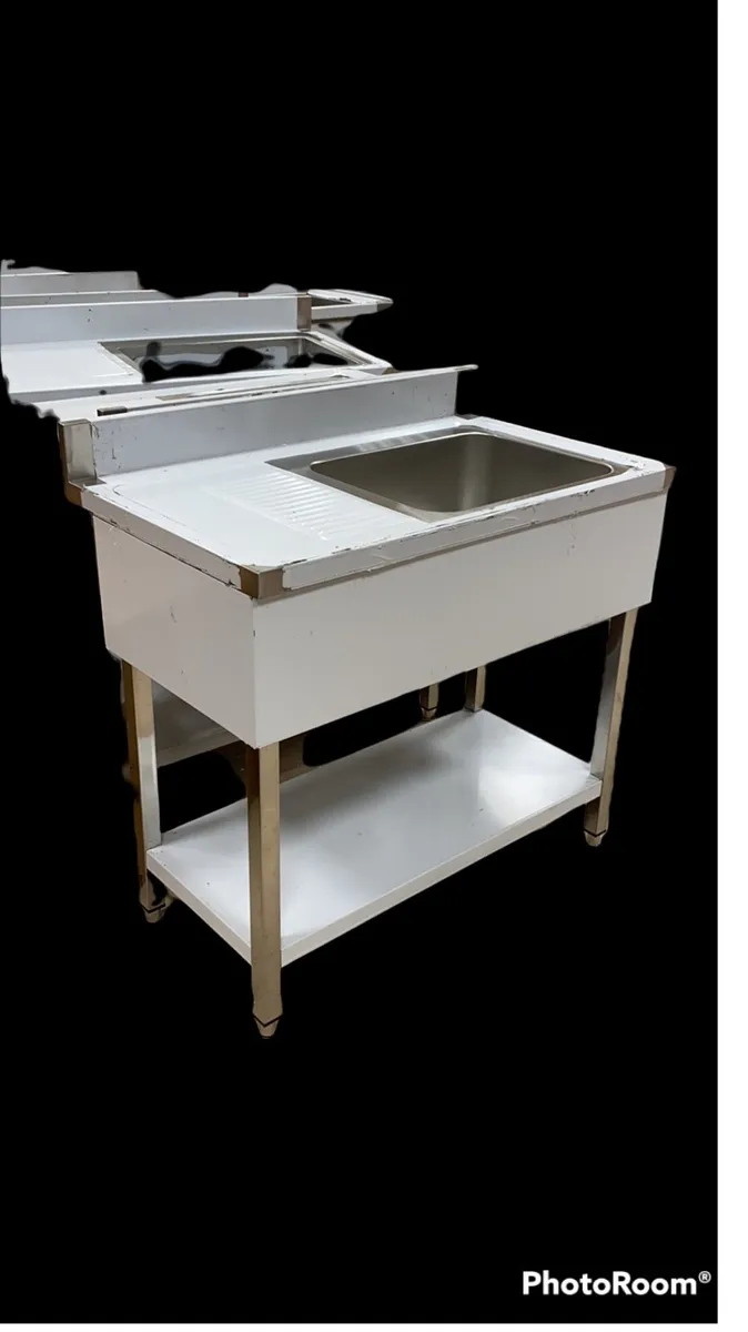 Sale sale on top quality sinks and tables - Image 4