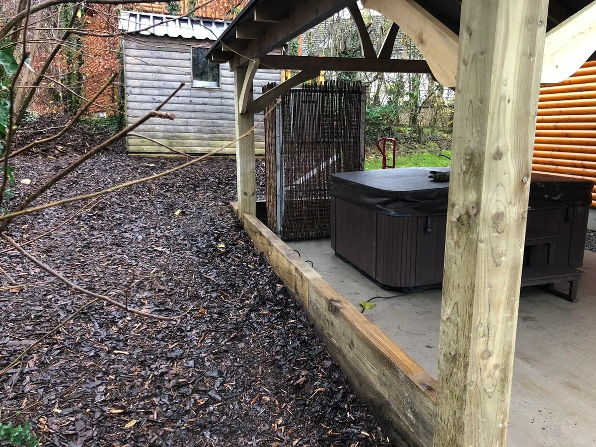 Custom gazebo pergola garden room shed orangery - Image 4