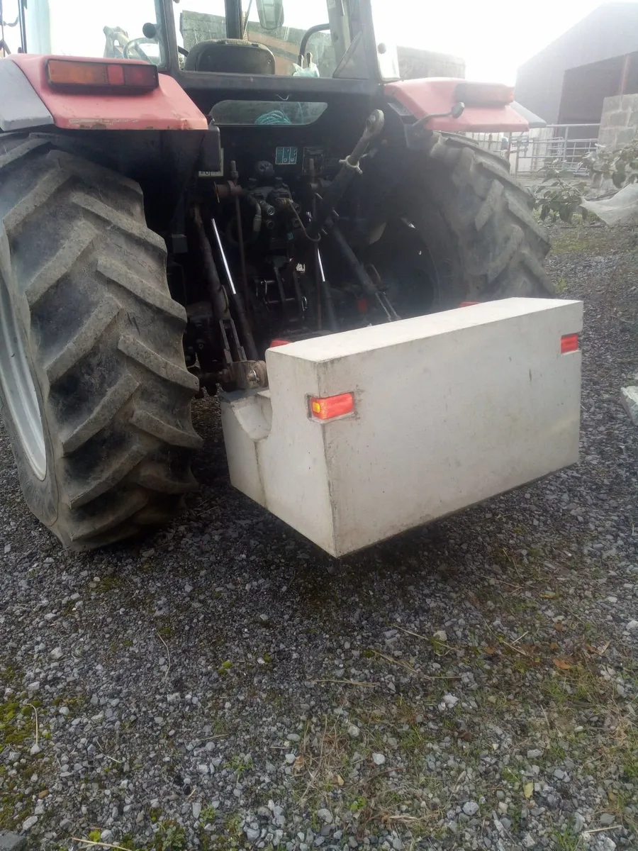 Tractor weight block