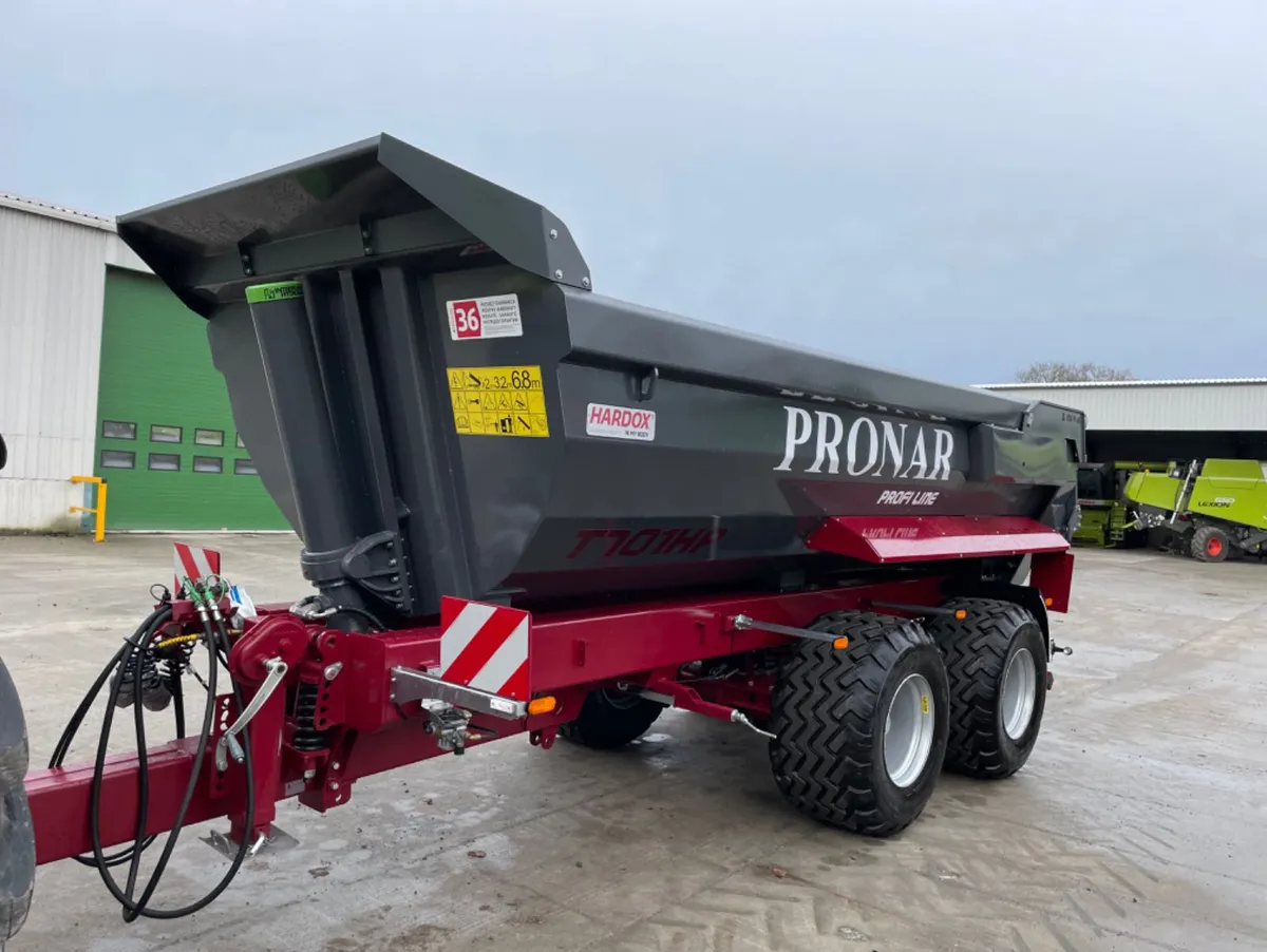 Pronar T710HP dump trailer - Image 4