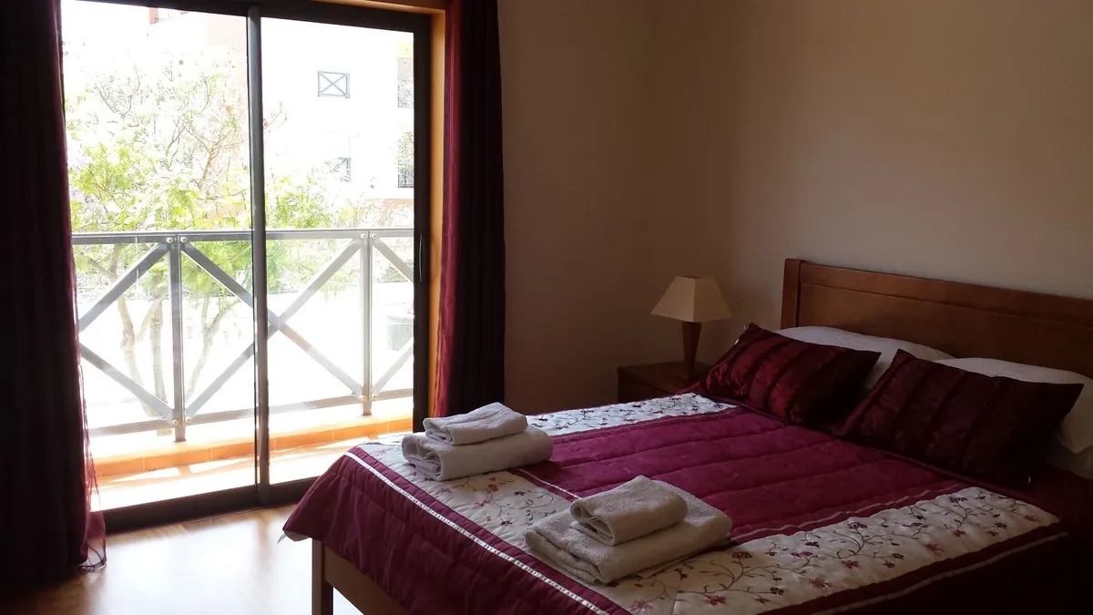 Overseas holiday let - Image 2