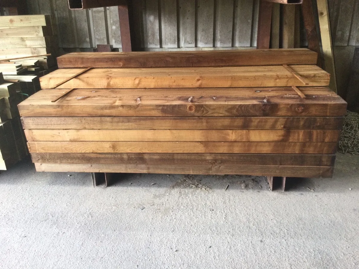 Railway sleepers and galvanised granting - Image 3