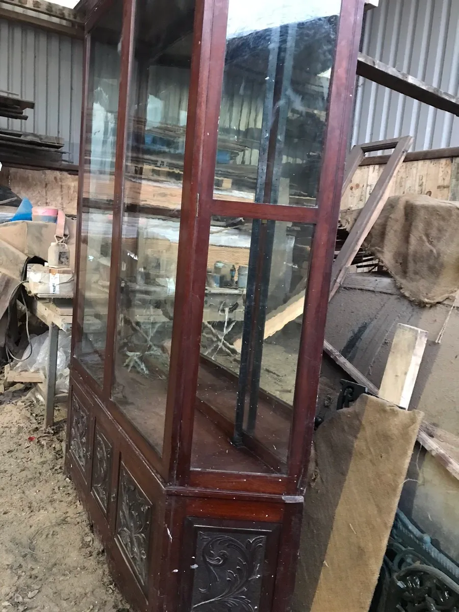 Display unit (reduced to clear ) - Image 1