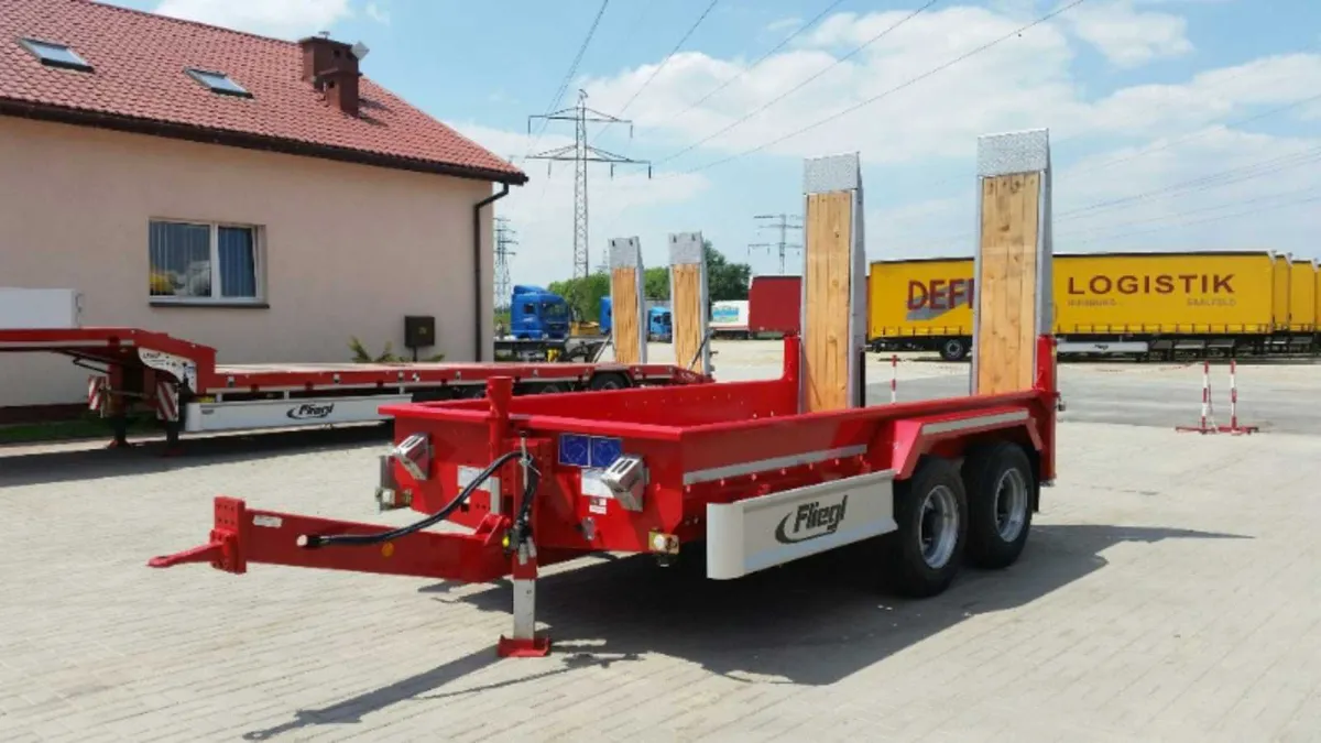 Fliegl 10.5T plant trailer - ultra low bed - Image 3