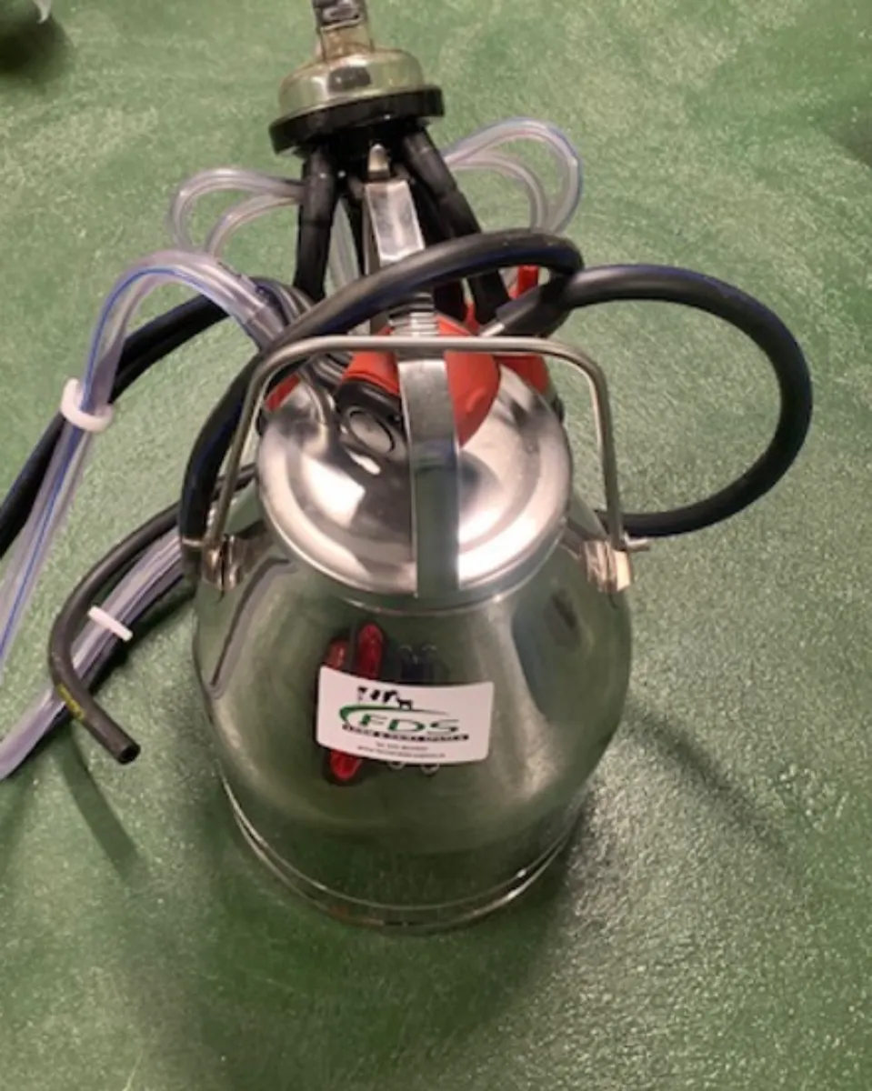 Special offer-Milking bucket with pulsator at FDS - Image 1