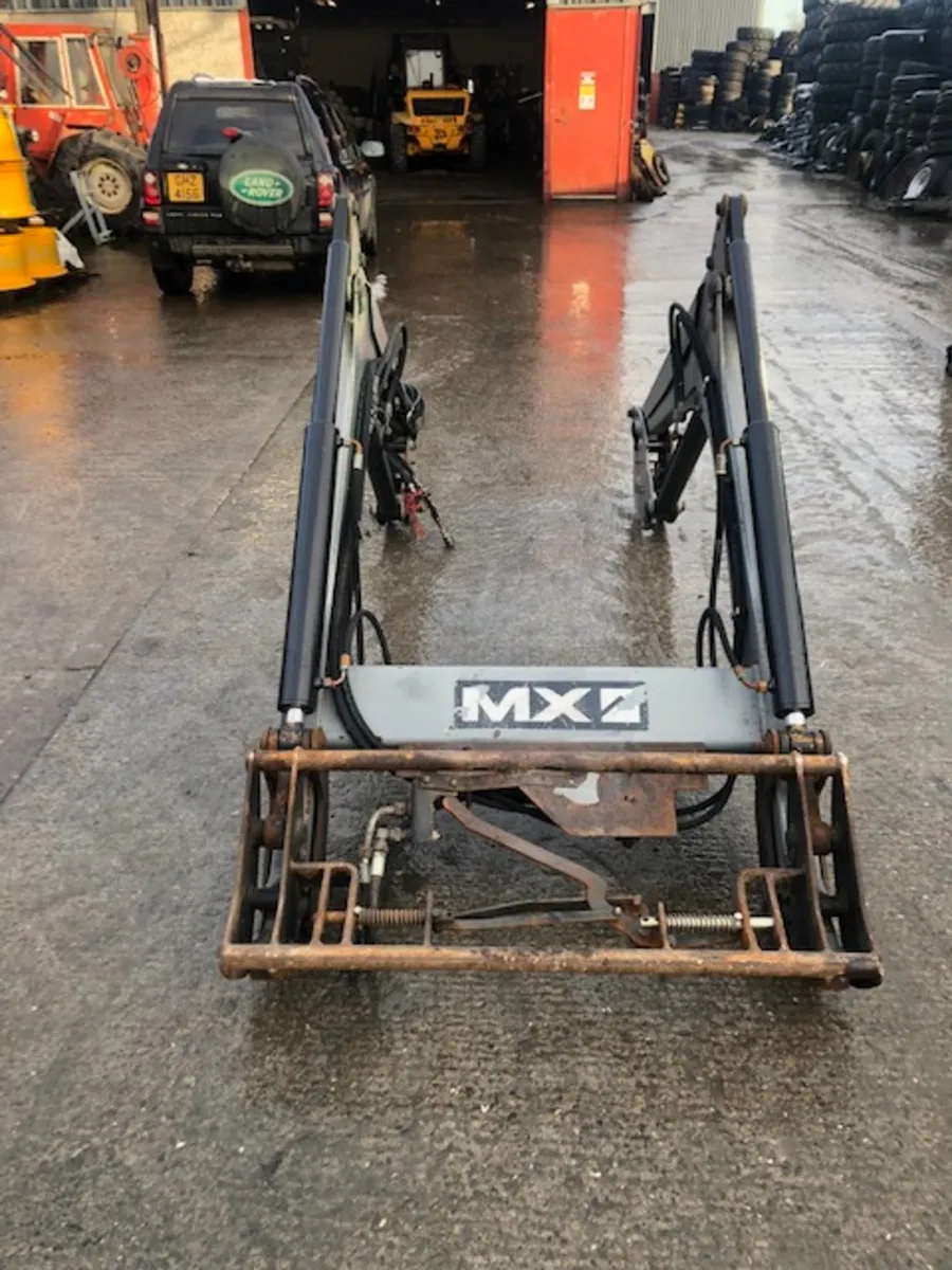 2011 -MX U8 Loader - To Fit Case, NH & MF 54. Etc. - Image 4