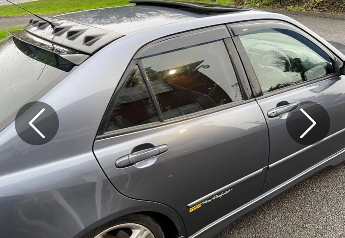 Roof Spoilers  & wind deflector Altezza & is200