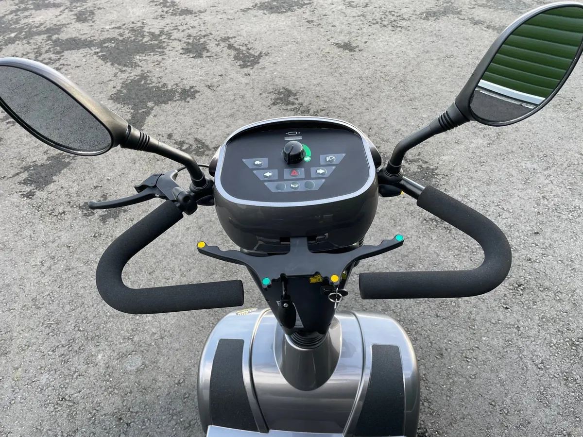 Sterling S425 Mobility Scooter - Image 4