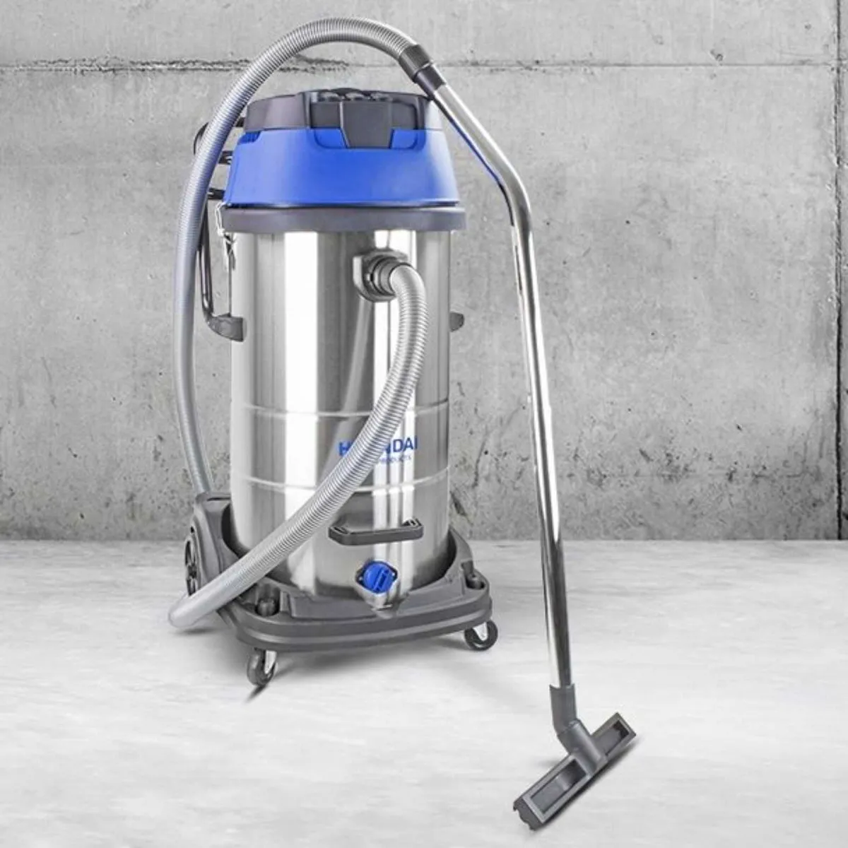 Hyundai 3000W  3-In-1 Wet And Dry Vacuum Cleaner - Image 3