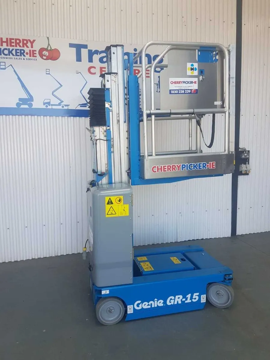 Genie GR15 Lift - New (Guarantee & Warranty) - Image 3