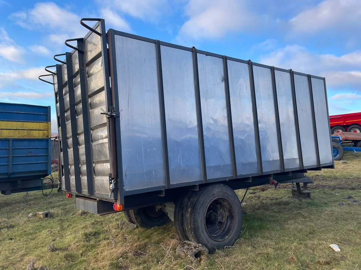 Aughrim 16x8 cattle trailer - Image 3