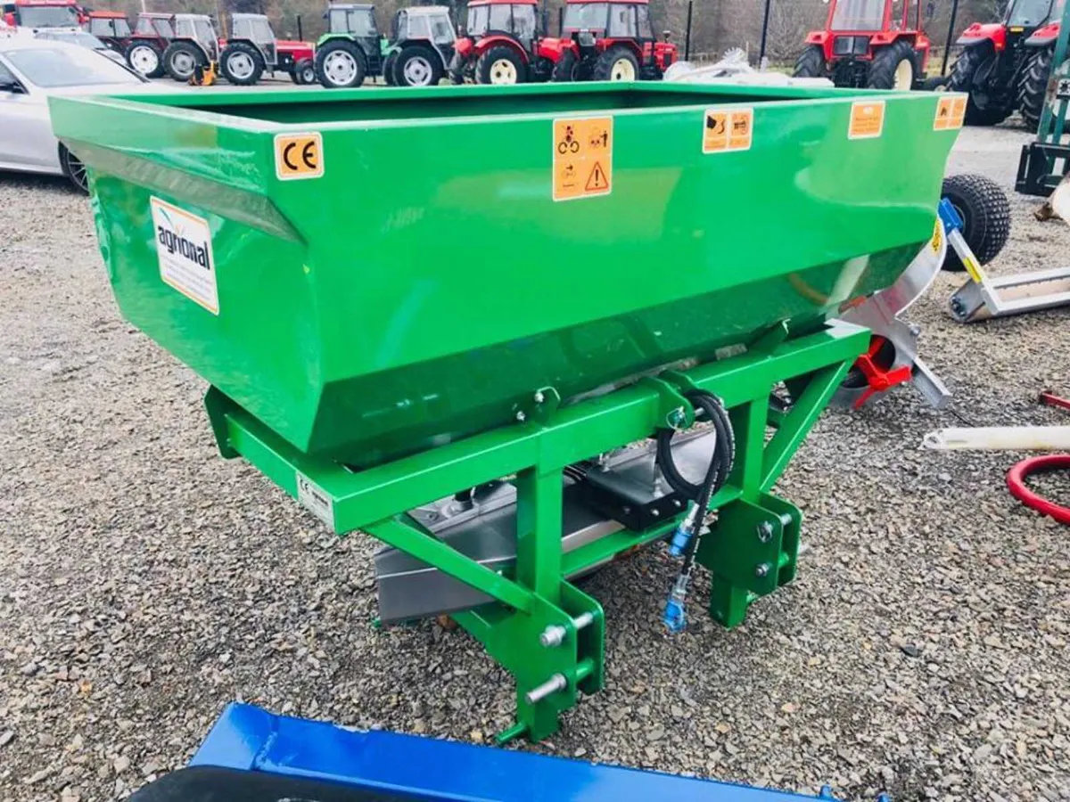 Agrional Fertiliser Spreader - Image 4