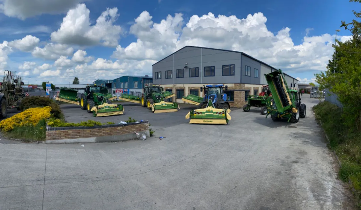 Krone grass machinery - Image 1