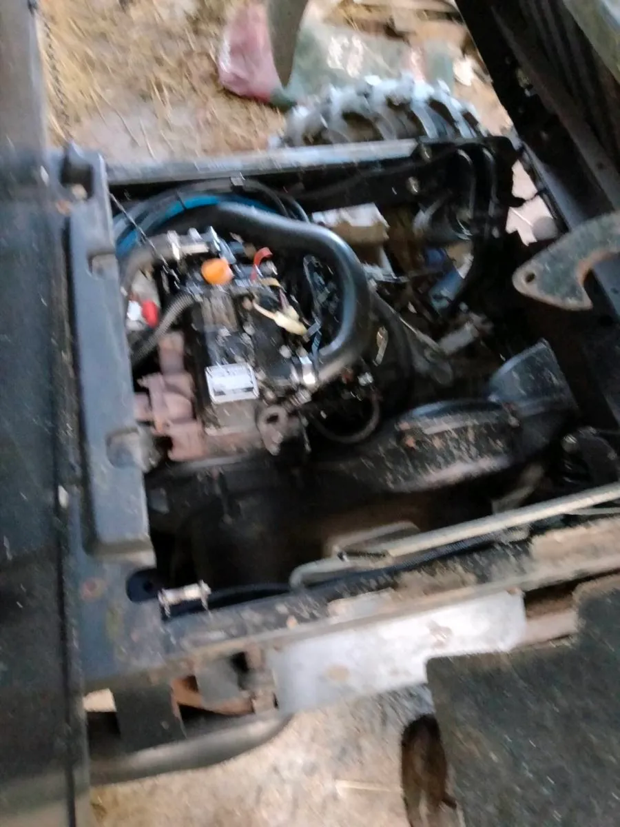 Breaking John Deere gator - Image 2