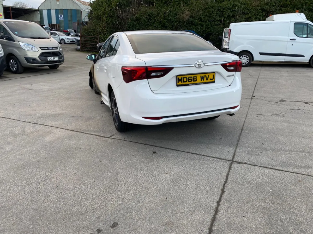 Toyota Avensis, 2017 - Image 3