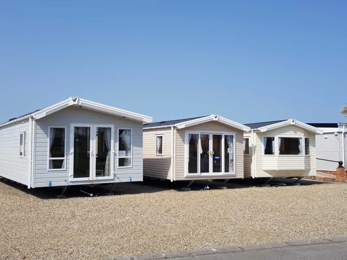 5* Cranfield Bay Holiday Park - Image 1