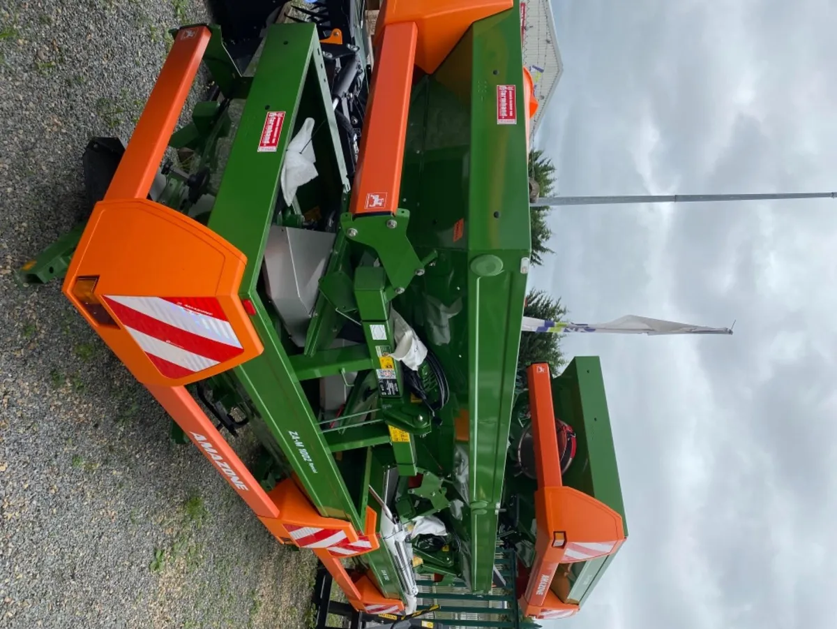 Amazone Fertiliser Spreaders - Image 4