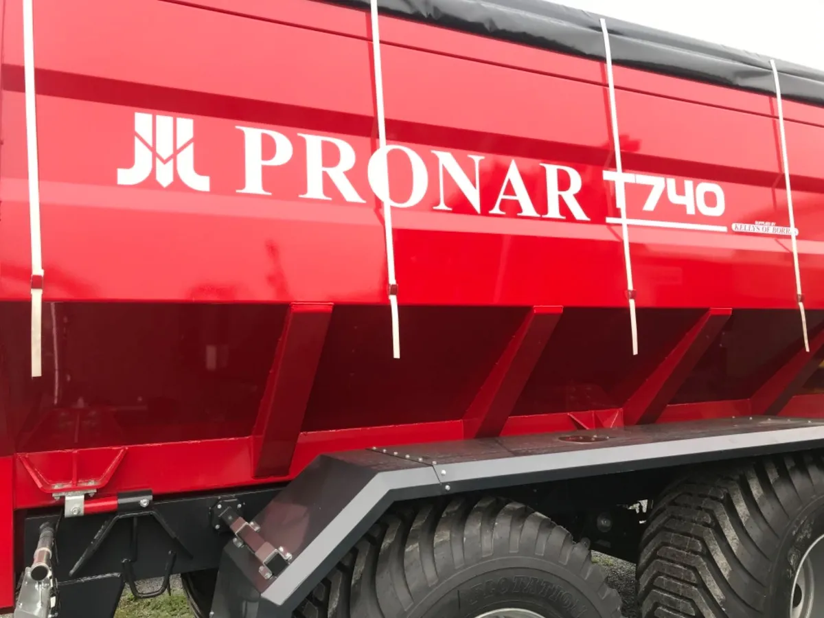 PRONAR CHASER BIN - Image 1