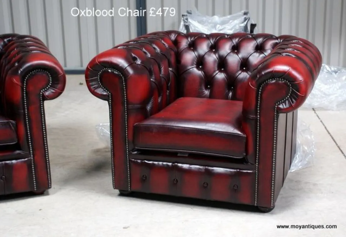 Chesterfield sofa Chairs - Image 3