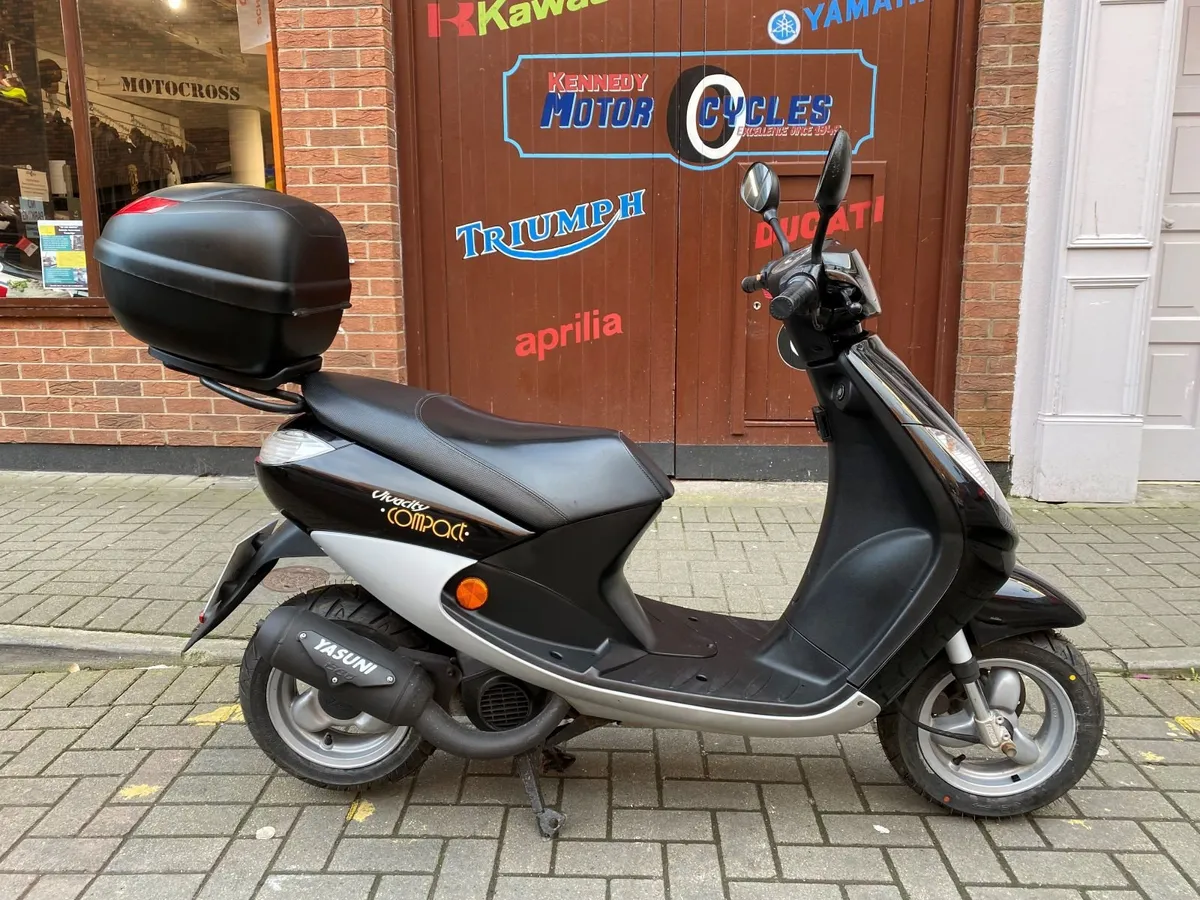 Peugeot Vivacity Compact 50cc - Image 1