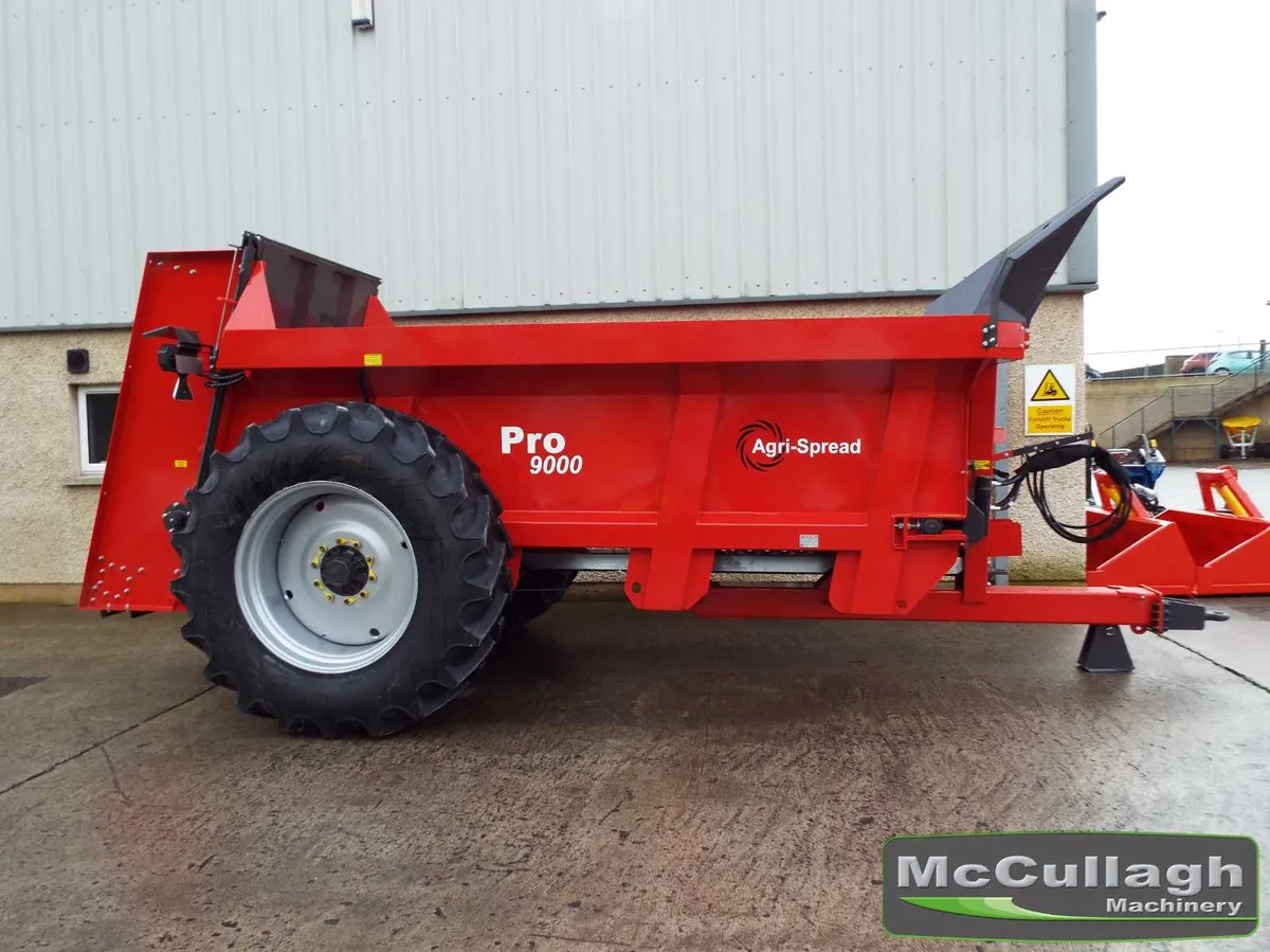 New Agri-Spread 9000 Rear Discharge Muck Spreader - Image 2