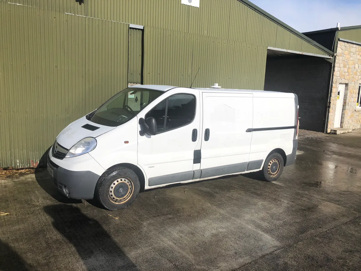 2008 opel vivaro 2.0 for parts