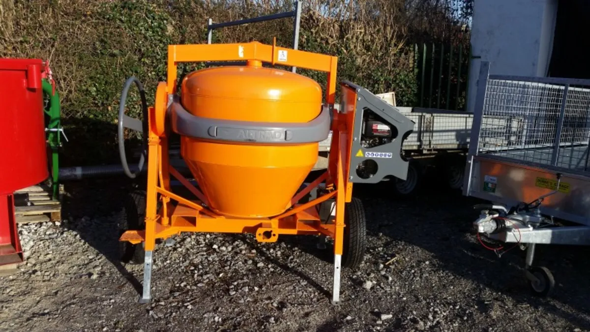 Diesel Mixer Towable - Image 2