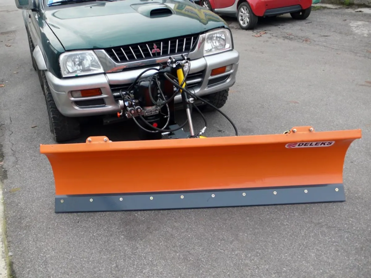 LNS-190-J Snow plough for Jeeps, SUV, Pick-up tru - Image 1