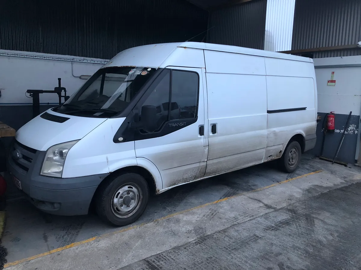 2009 Ford transit fwd 2.2 for parts